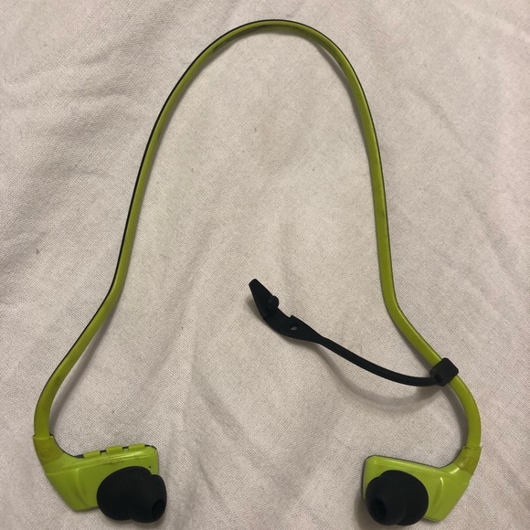 Anker Bluetooth wireless headphones - Picture 2 of 2